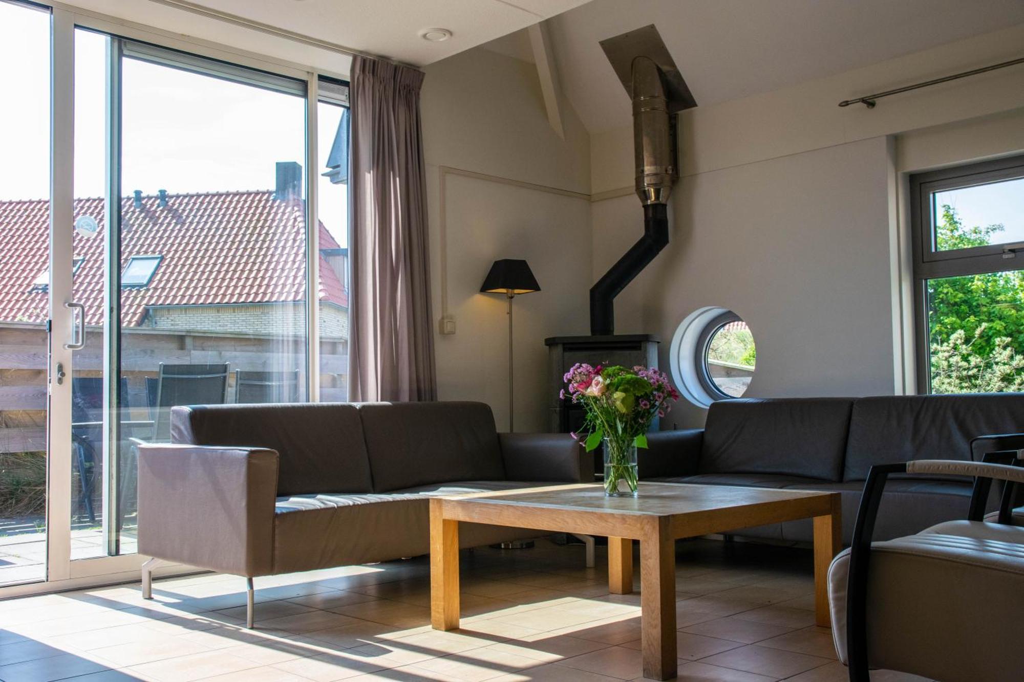Vakantiepark Klein Vaarwater Buren  Cameră foto